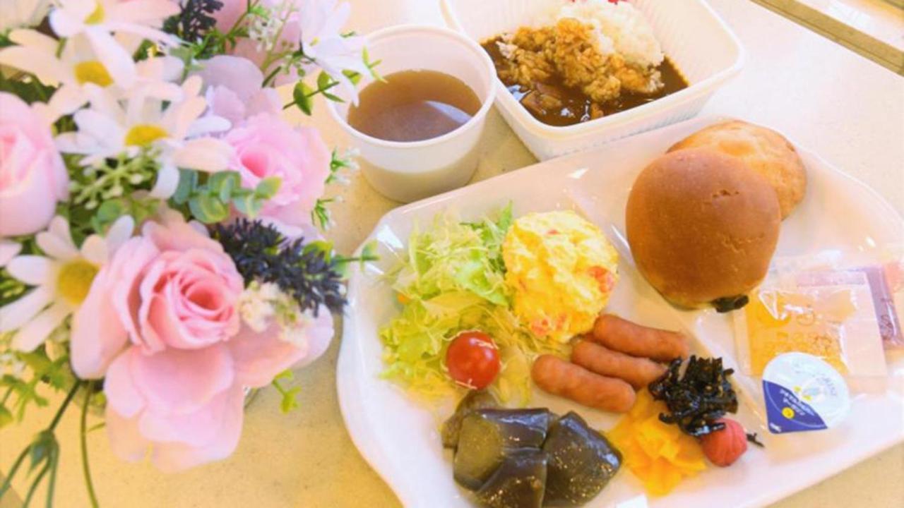 Toyoko Inn Osaka Itami Airport Toyonaka Εξωτερικό φωτογραφία
